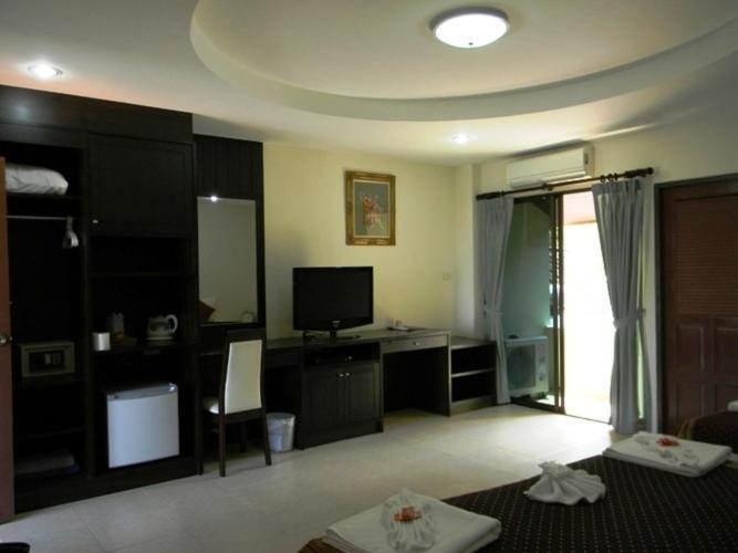 Hill Side Patong Hotel الغرفة الصورة